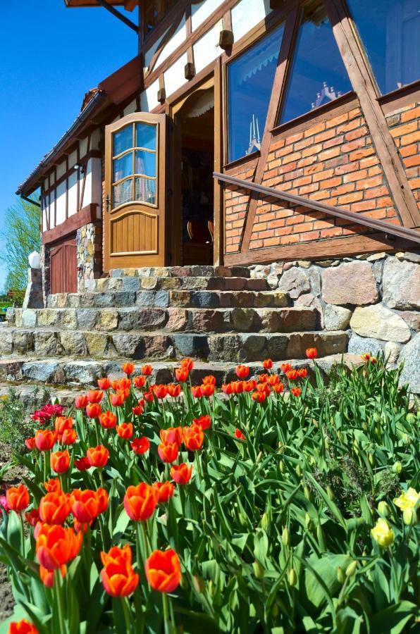 Dom Na Wodzie Mazury Villa Dzwierzuty Exteriör bild